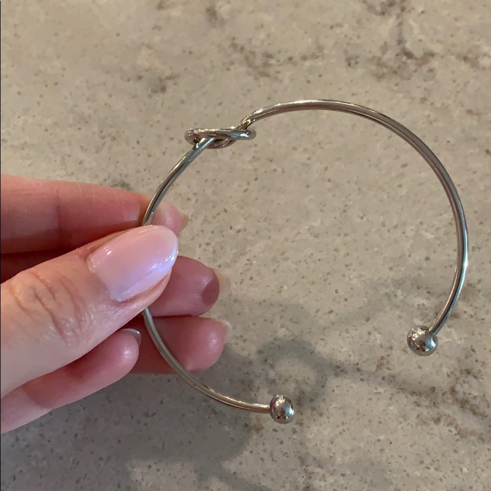 Infinity cuff bracelet - Picture 3 of 3